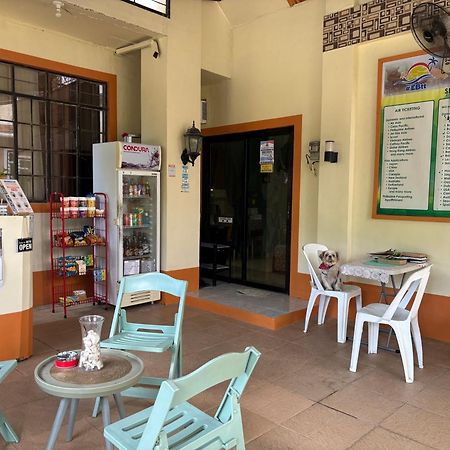 Andresas Homestay Loboc Exteriér fotografie